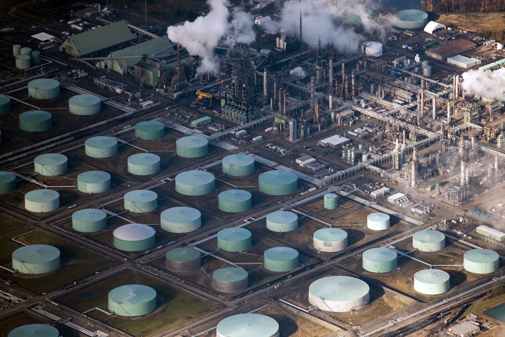 Storage tanks near Blaine, Washington. Photographer: James MacDonald/Bloomberg