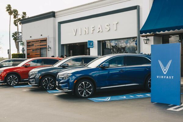 VinFast专卖店与展示车辆，来源：VinFast