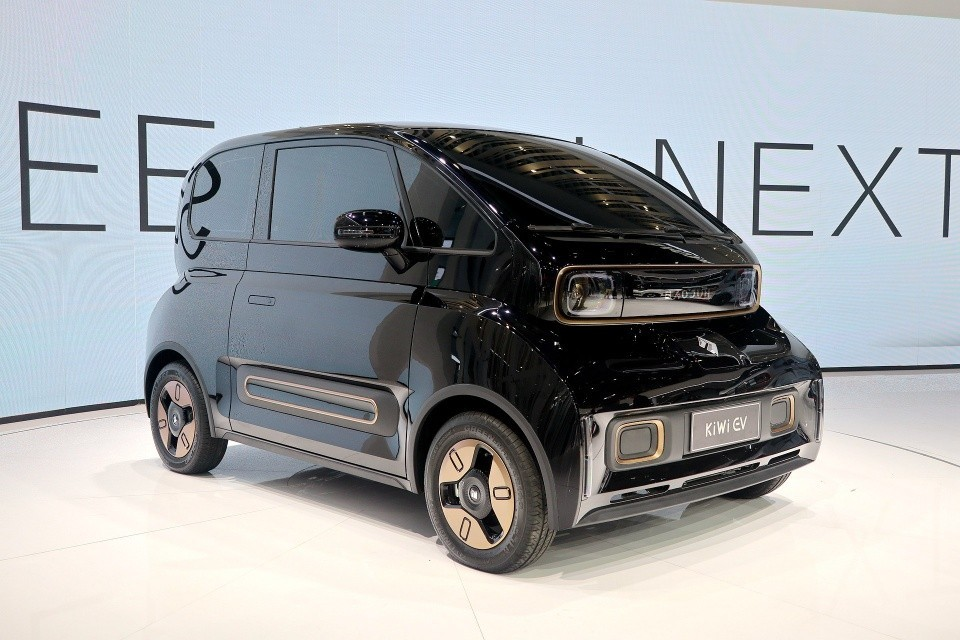 李斌拜访五菱神车 蔚来进军中端市场 会成功吗 老虎社区