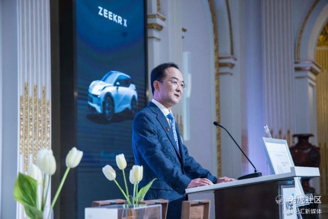 中国代表性AR力量，Rokid AR Lite在空间计算领先“一个身位”-科记汇