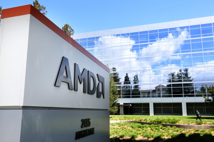 AMD’s latest earnings report and commentary were met with a negative reaction from Wall Street Wednesday.