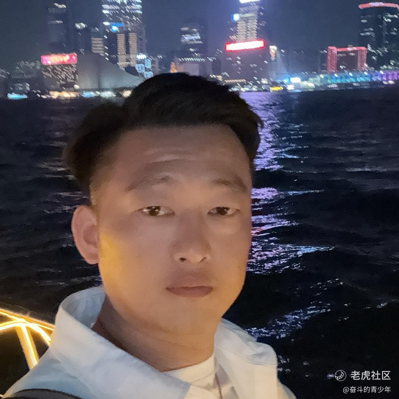 奋斗的青少年