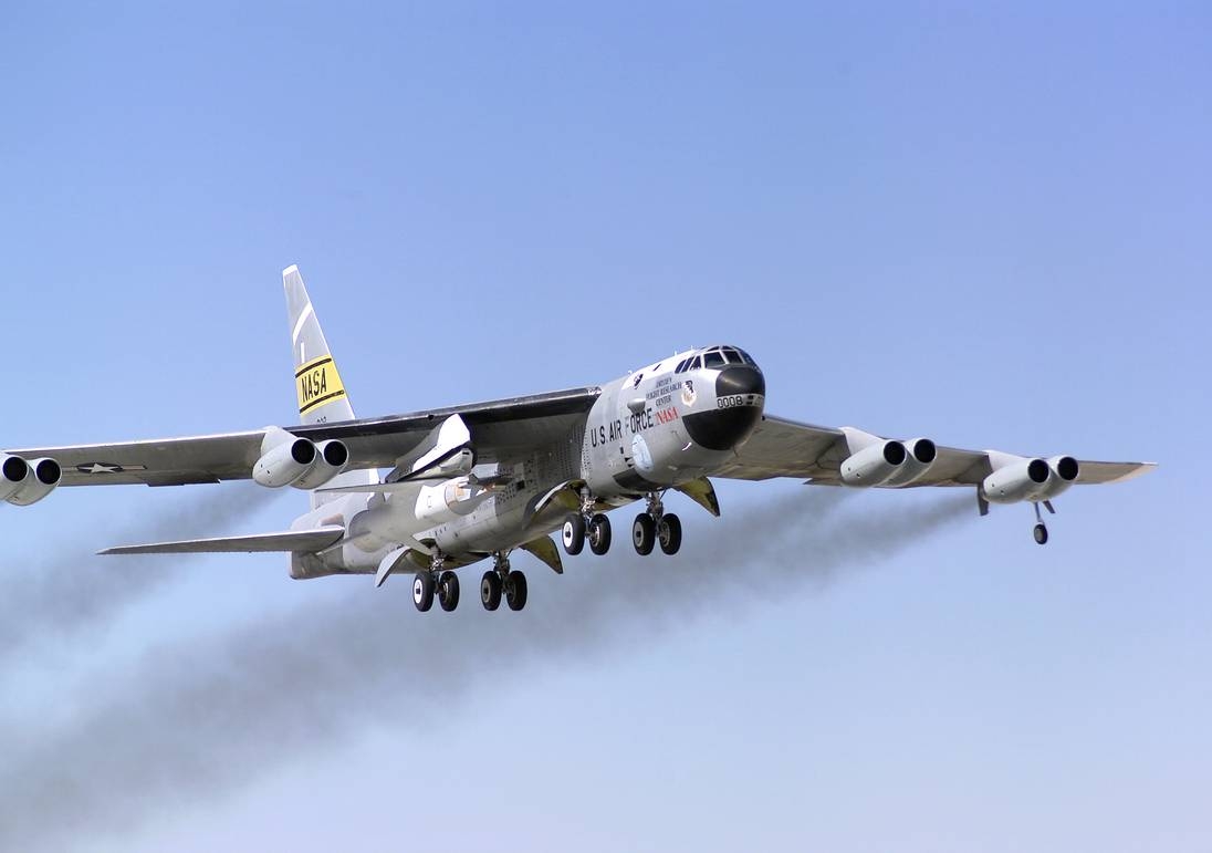 B52