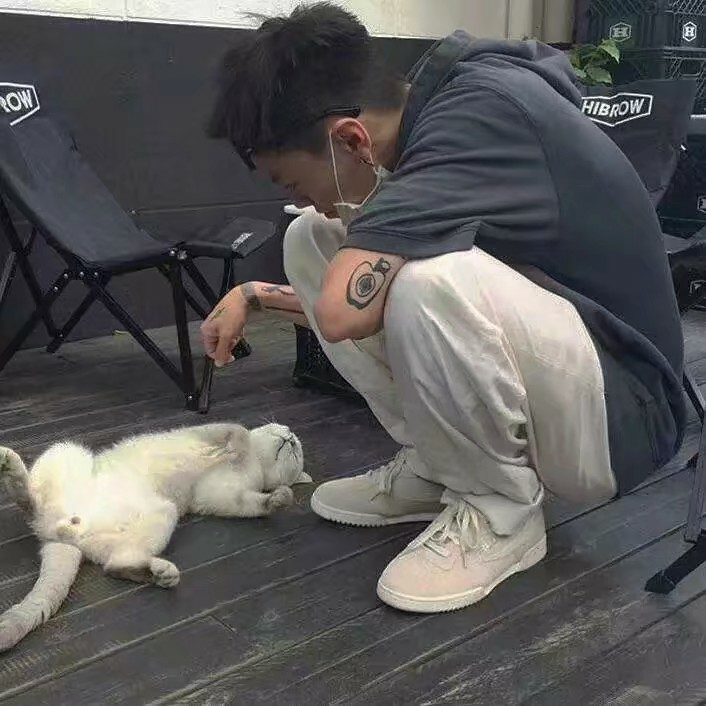 瑞语言铭