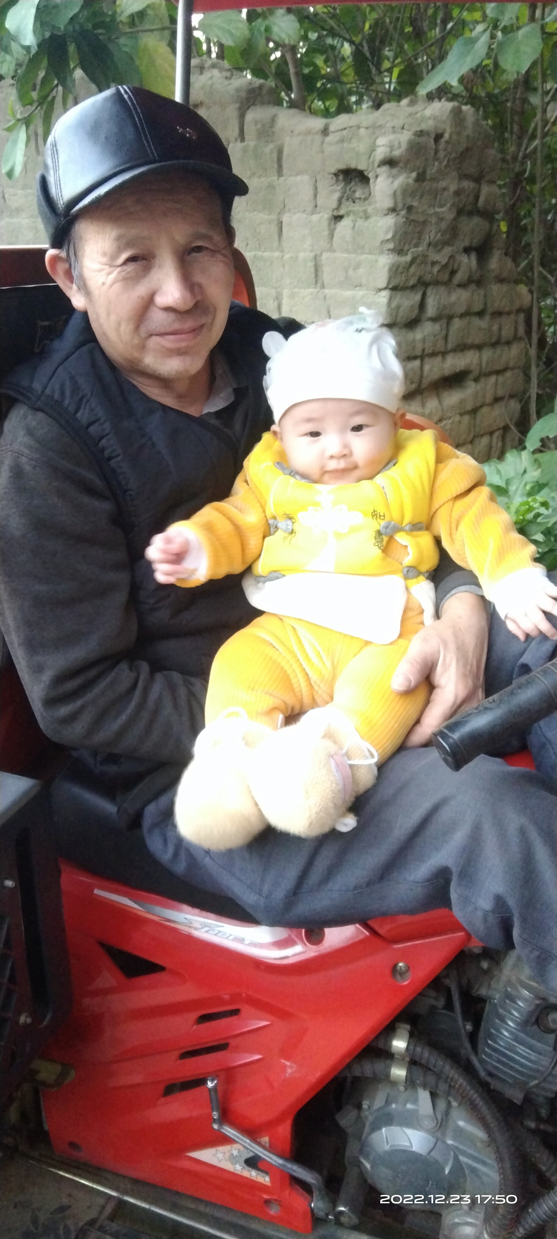 李天璇