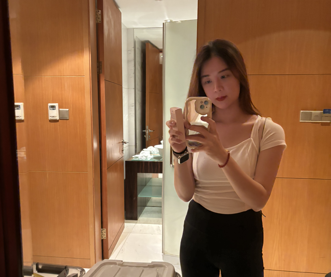 Amy是机智聪慧冰山美人